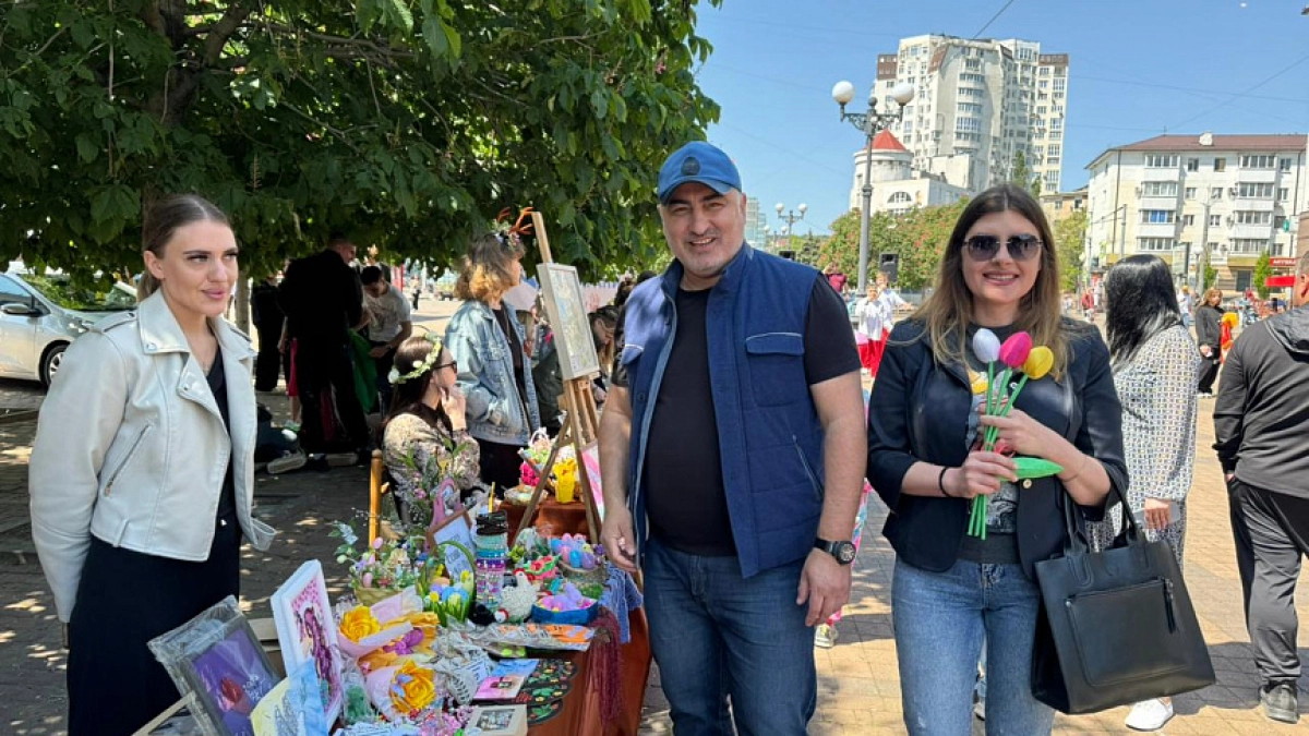 «Тюльпан надежды»: в Новороссийске пройдет благотворительная ярмарка – вырученные средства направят в фонд помощи больным детям 