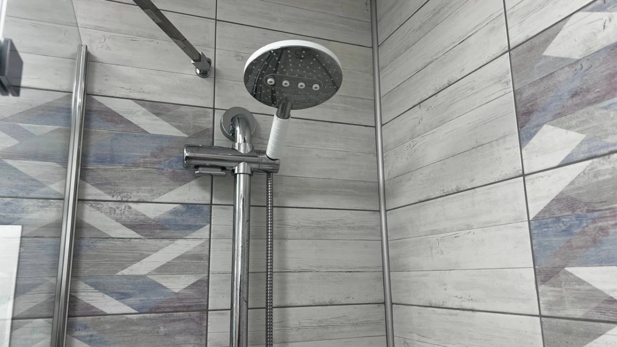 Забудьте о душевых кабинах и ваннах навсегда: в 2026 году все массово станут переходить на этот инновационный тренд