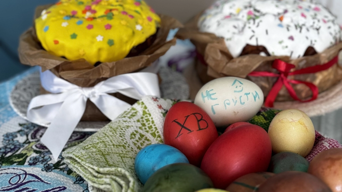 Забудьте про дрожжи: как я за 40 минут сделал кулич, который не черствеет неделю