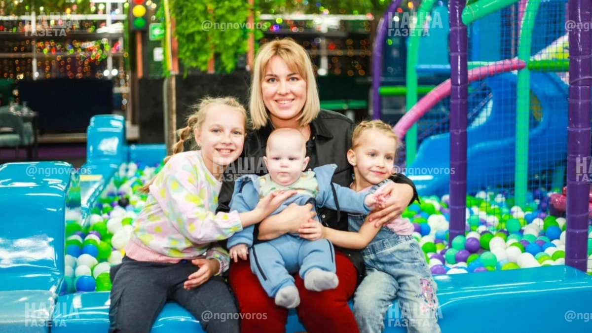 «Я думала, что осталась без детей»: мама девочек, пострадавших при атаке дронов на Новороссийск, рассказала об их здоровье и страшной ночи  