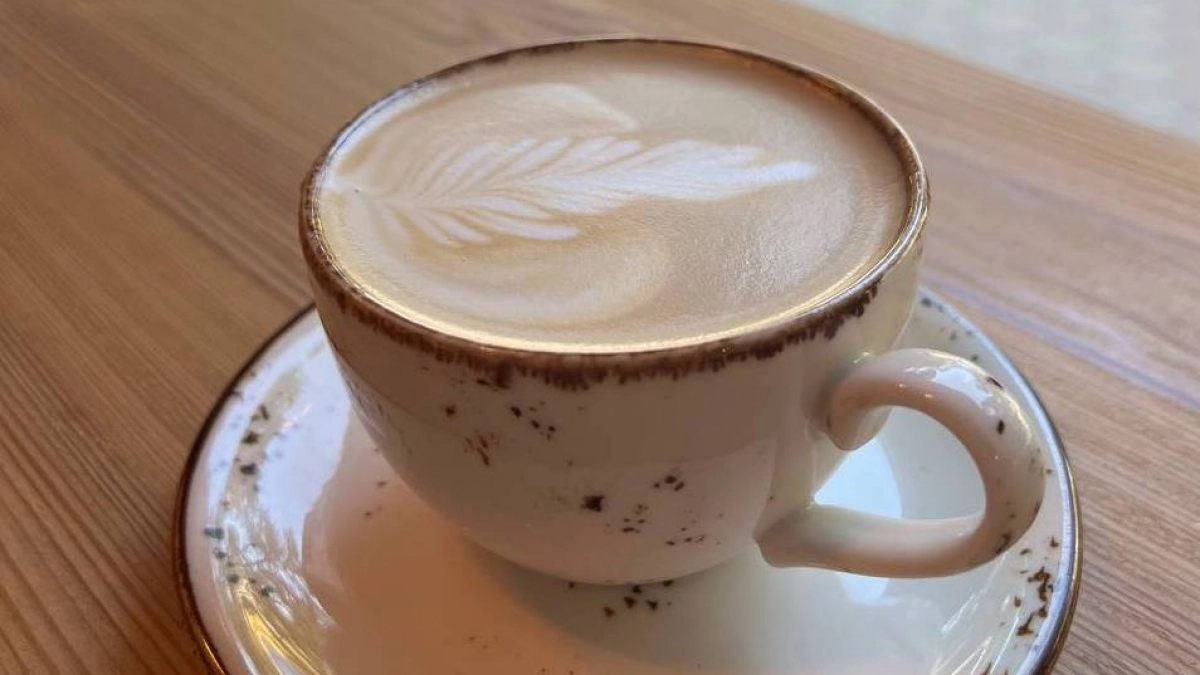 Забудьте про колу и пакетированные соки: диетолог Павлова назвала три напитка, которые спасут почки и снизят сахар