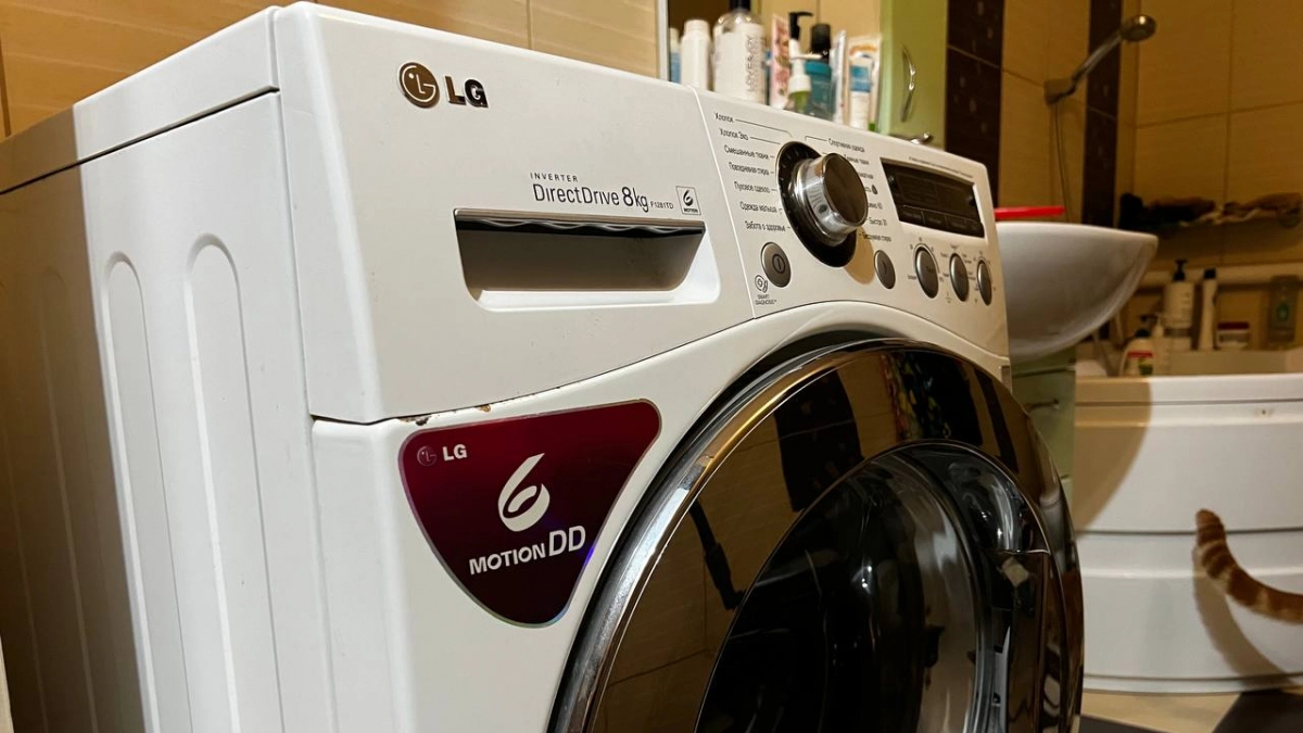 Добавляю 2 ложки в стиралку — и вместо «наждачки» получается пух: фишка в ингредиенте за 5 рублей