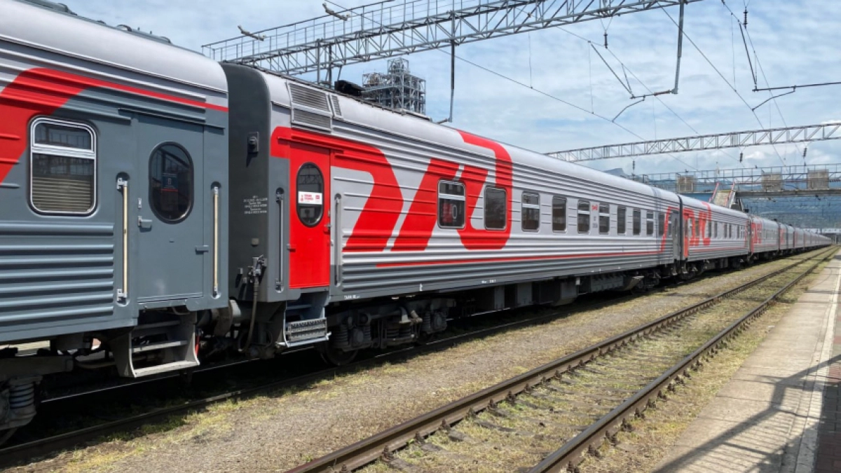 Атака дронов парализовала железнодорожное сообщение с Новороссийском: поезда из Москвы и Перми опаздывают на семь часов