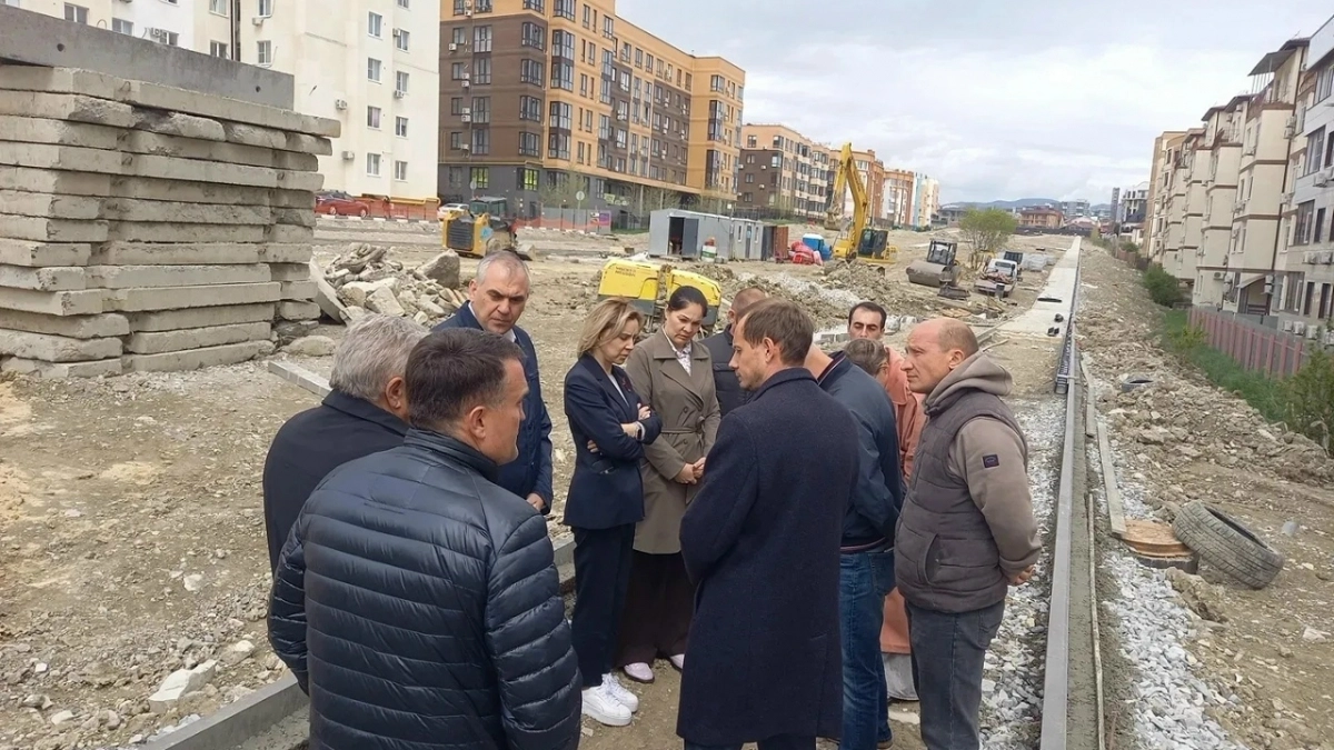 Строящийся сквер в Мысхако топит дворы новороссийцев 