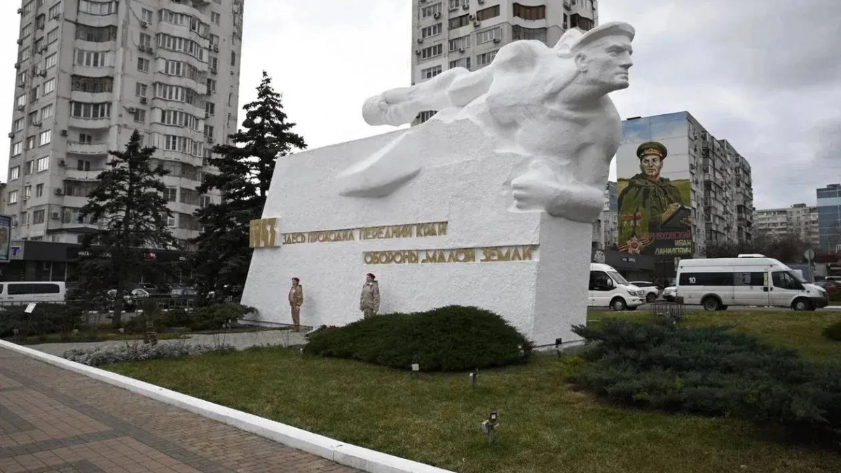 130 памятников Великой Отечественной приводят в порядок в Новороссийске к 9 Мая