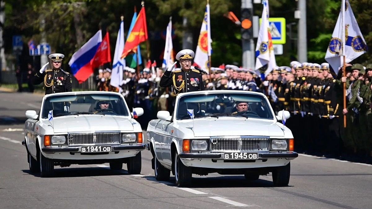 В Новороссийске прогремел парад в честь 81-й годовщины разгрома фашистских войск