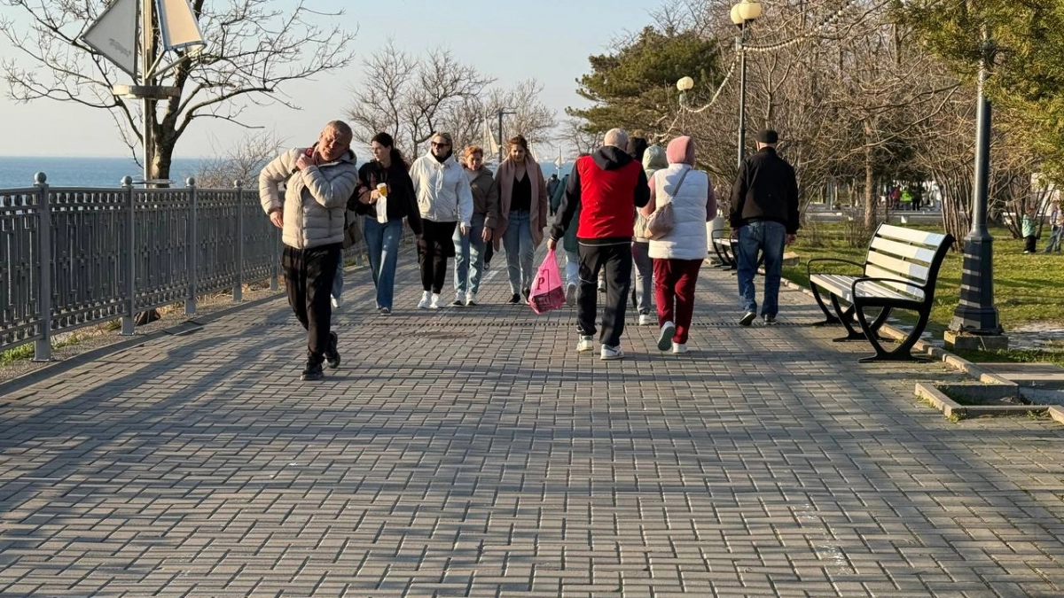 Июньские каникулы близко: сколько дней подряд отдохнут россияне на День России