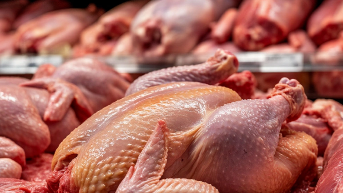 Покупайте целую курицу и немытую морковь: 6 способов сэкономить на продуктах
