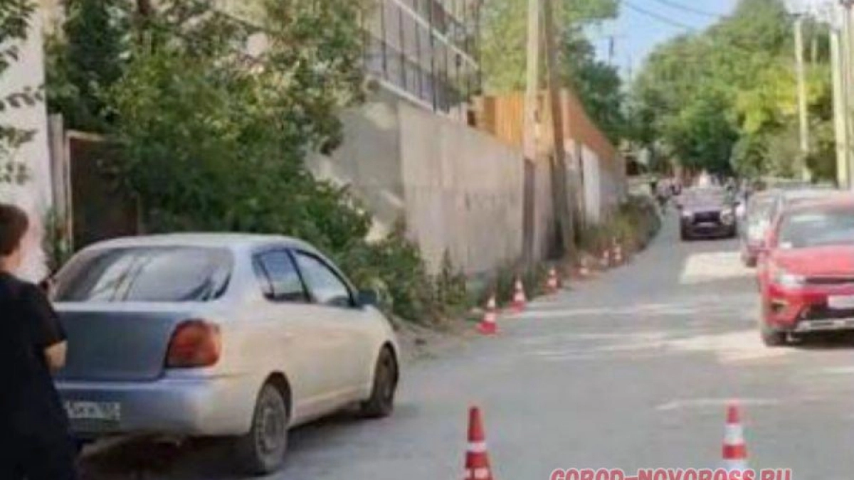 Жители Абрау-Дюрсо жалуются на незаконный сбор денег за проезд к пляжу