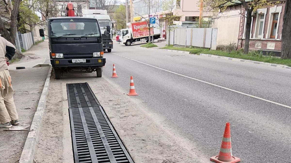  Дождь не страшен: Новороссийск тотально обновляет ливневую сеть
