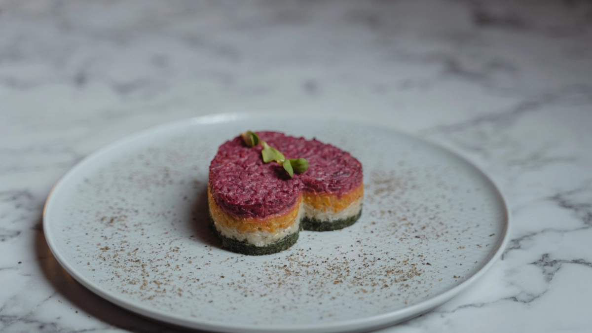 Селёдка под шубой: почему привычный порядок слоёв — не самый вкусный