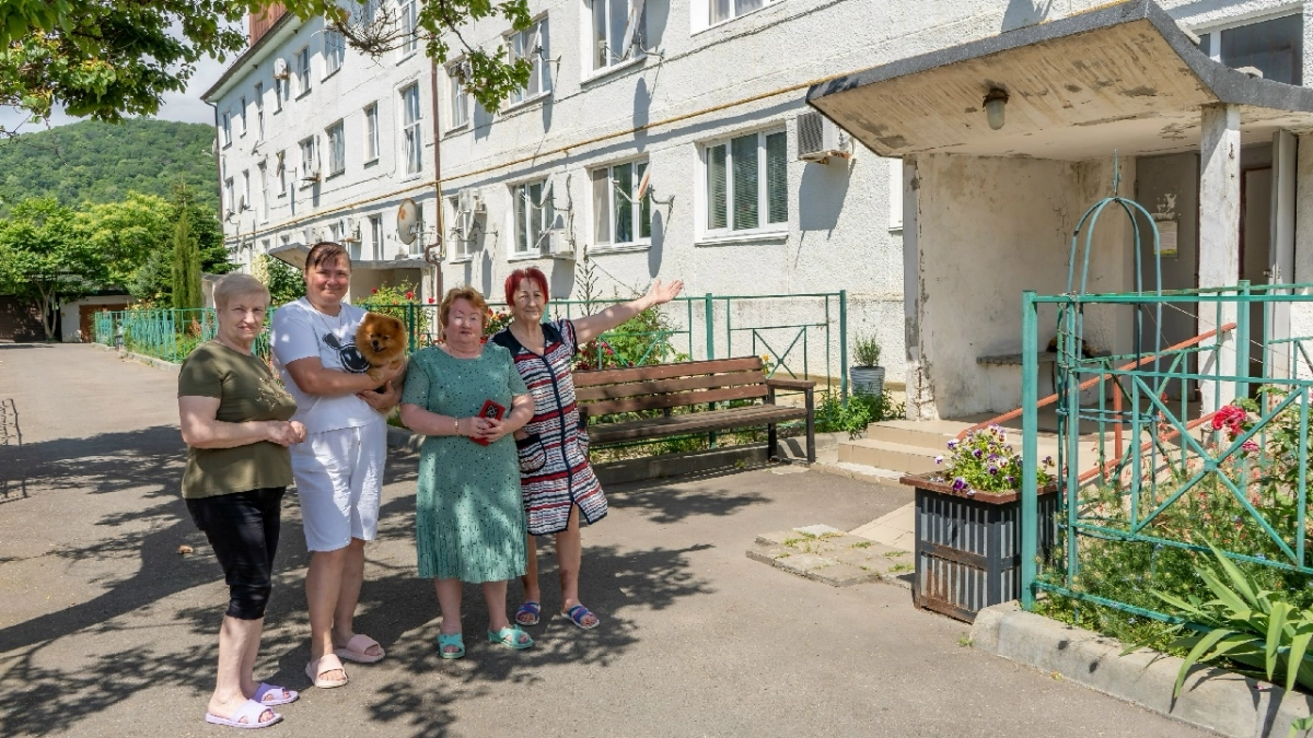«Наш округ держится на неравнодушных людях»: в Абрау-Дюрсо под Новороссийском наградили победителей конкурса по благоустройству  